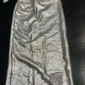 New! NWT Zara metallic silver pencil skirt! Size small